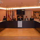 Imagen del pleno celebrado ayer en Valencia de Don Juan. MEDINA