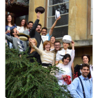 Algunos integrantes del taller lírico del Conservatorio.