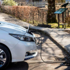 Todas las gasolineras estarán obligadas a tener puntos de recarga de coche eléctrico como este.