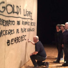 El actor César Goldi y otros miembros del reparto. DL