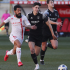 Carlos Bravo desarrolló un buen encuentro pero no estuvo acertado en el gol. JESÚS F. SALVADORES