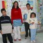 Cuatro de los ganadores del concurso en una foto para el recuerdo