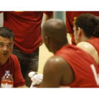 Javier de Grado volverá a dirigir nuevamente desde el banquillo al Baloncesto León la próxima tempor