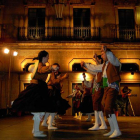 El grupo Virgen de la Guía durante un pasacalles por Santa María del Páramo.