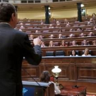 Zapatero responde a Rajoy, durante la sesión de control al Gobierno en el Congreso
