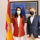 Patricia Cirez y Enrique Suárez, en la reunión de ayer. DL