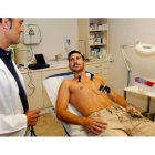 César Morgado, al igual que otros jugadores del primer equipo, pasó ayer el reconocimiento médico. MARCIANO