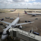 Aviones de American Airlines en el aeropuerto de Dallas.