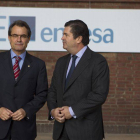 Artur Mas visita la sede de Endesa junto a su presidente Borja Prado.