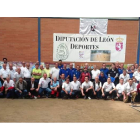 Foto de familia de los participantes en la Copa Diputación. DL