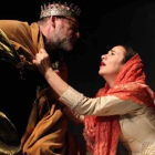 Imagen de un momento de la representación que los actores de Teatro Corsario realizan de ‘El médico de su honra’.