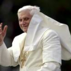 Imagen del Papa durante su paseo de ayer por el Rin