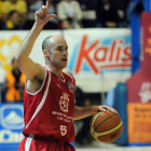 Juanjo Bernabé vuelve tras recuperarse de su lesión para ayudar al equipo de De Grado.