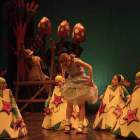 Una escena de ‘El mago de Oz’ a cargo de la veterana compañía valenciana Ananda Dansa.