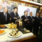 Fernández Zardón, Hurtado, Alija, Salguero, Gómez, Rueda, Escapa y Alonso, en la presentación de &la