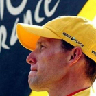 Lance Armstrong, en el podio de París, en el 2003