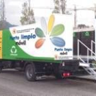 Imagen de un camión como el que adquirirá Tecmed en León para punto limpio, cedida por la concejalía