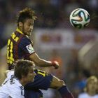 Neymar, en una jugada de la final de Copa contra el Madrid.