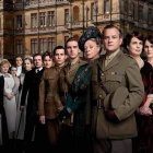 Imagen  promocional de la serie británica ‘Downton Abbey’, que muestra una relación entre criados y señores poco fiel con la realidad