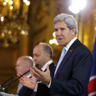 John Kerry durante una rueda de prensa conjunta con William Hague y Laurent Fabius.