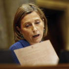 La presidenta del Parlamento catalán, Carme Forcadell, durante la sesión de ayer. ALEJANDRO GARCÍA