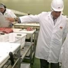 Espinosa visitó la fábrica cárnica de Campofrío en la localidad de Burgos