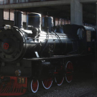 La Locomotora PV 31, una Maffei fabricada en 1913, reposa entre las sombras de la lonja del Museo del Ferrocarril desde 2013. l. de la mata