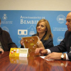 Manuel Otero, Ana Cristina Pastrana y Nicanor CAlvete, ayer durante la presentación.