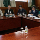 Los miembros del Patronato de la Fundación del Hospital Veterinario reunidos por última vez.