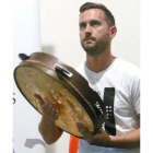 El panderetero y multiinstrumentista Diego Acebo y el acordeonista Borja Rodríguez Tablado.