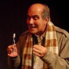 Imagen de Jorge Ricci en un momento de la representación de la obra