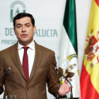 El presidente de la Junta de Andalucía dio a conocer la composición de su Gobierno. JOSÉ MANUEL VIDAL