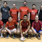 Formación del equipo Peritaciones Mina que disputa la Liga Veteranos Asisa.