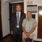 El pedáneo, Alfredo Ganzo, junto al maestro homenajeado, Emilio Morán