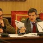 Javier Chamorro y Francisco Fernández defendieron la necesidad de la subida de impuestos y tasas