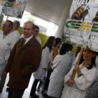 Villarig, al frente de la protesta de los médicos en el año 2008.