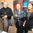 Abel Ángel Macías, Aníbal Fernández y Soraya Mayo presentaron el club en Ponferrada.