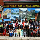 Alumnos y profesores del colegio San Miguel Arcángel que han participado en el proyecto.