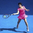 Carla Suárez, en acción, en su encuentro ante la griega Sakkari.