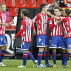 Los jugadores del Sporting de Gijón celebran  uno de los goles conseguidos  durante la presente temporada.