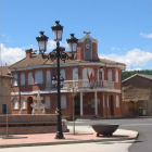El Ayuntamiento de Cebrones, en una imagen de archivo.