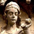 En el rostro de la Sibila, del pórtico occidental, se aprecia el deterioro