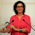 Marta Rovira, durante la rueda de prensa que ha ofrecido este martes en el Parlament.