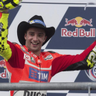 Andrea Iannone, celebrando el resultado cosechado en Austin