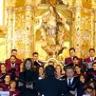 La misa cantada celebrada en el Monasterio de Valbuena de Duero ayer