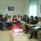 Un momento de la reunión celebrada por el Grupo de Observación Leonés sobre inmigración