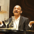 Santi Ibáñez, en la obra teatral 'El sopar dels idiotes', en el 2011.