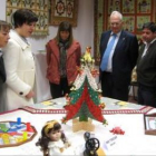 Los dirigentes políticos durante la inauguración de la exposición en la tarde de ayer.