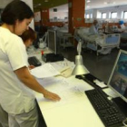 El control del servicio de Urgencias del Hospital del Bierzo, en una imagen de archivo.