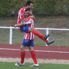 Los jugadores rojiblancos celebran uno de sus goles frente a los burgaleses.